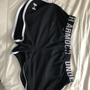 Underarmour shorts